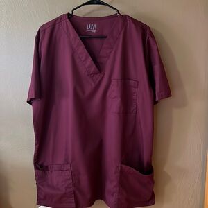 UNIFORM ADVANTAGE MEN'S SCRUB TOP